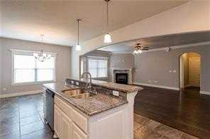 1813 Sw Nottingham Ave - Photo 4 of 28