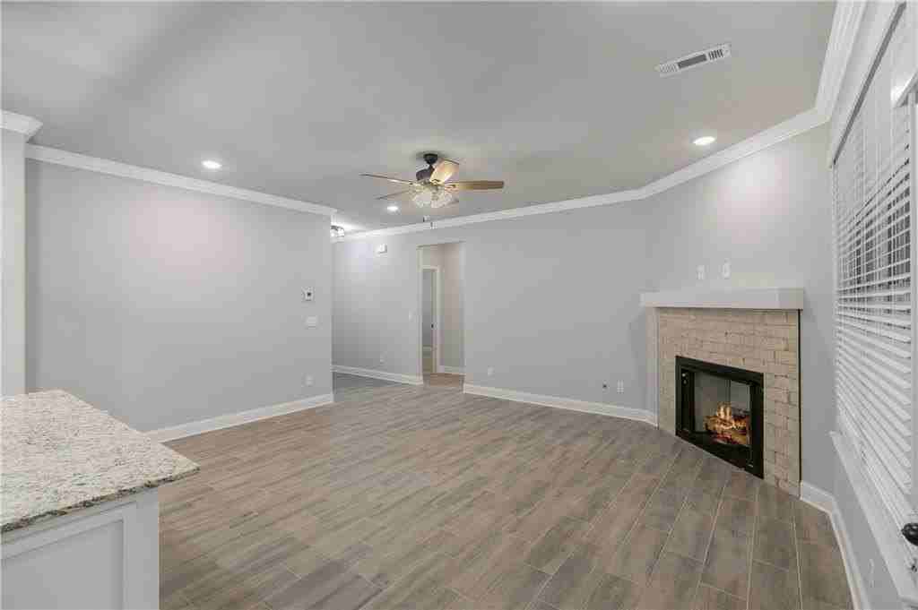 292 Township Dr - Photo 4 of 26