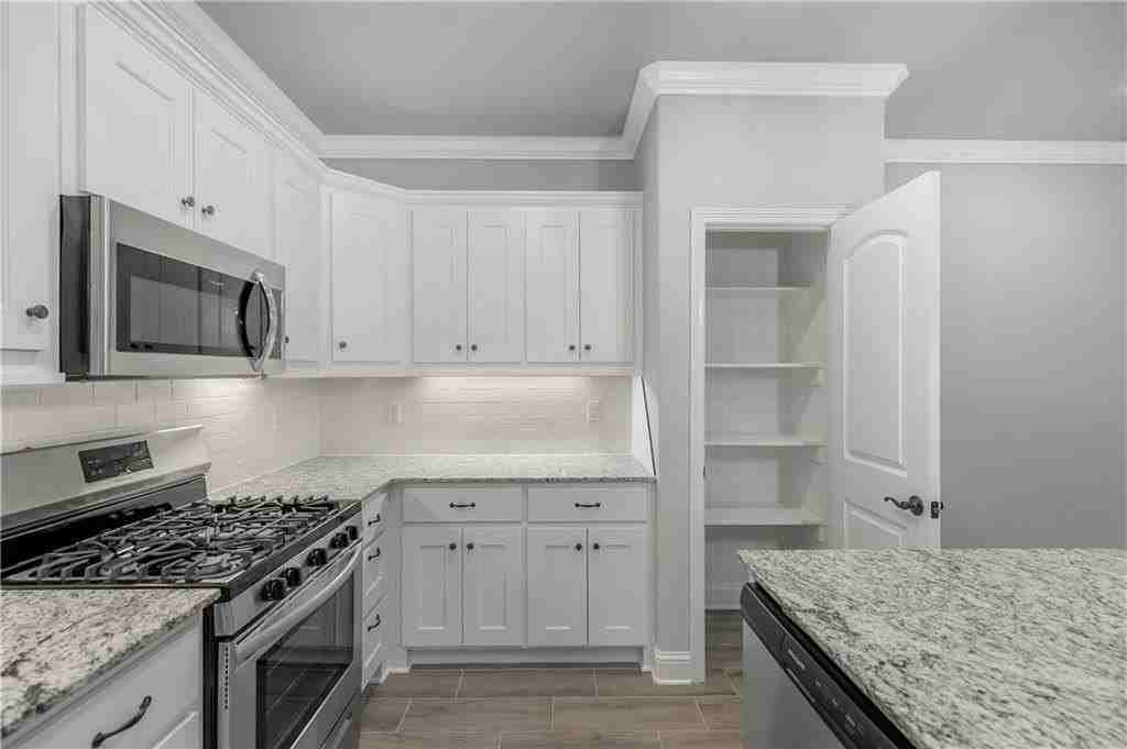 292 Township Dr - Photo 6 of 26