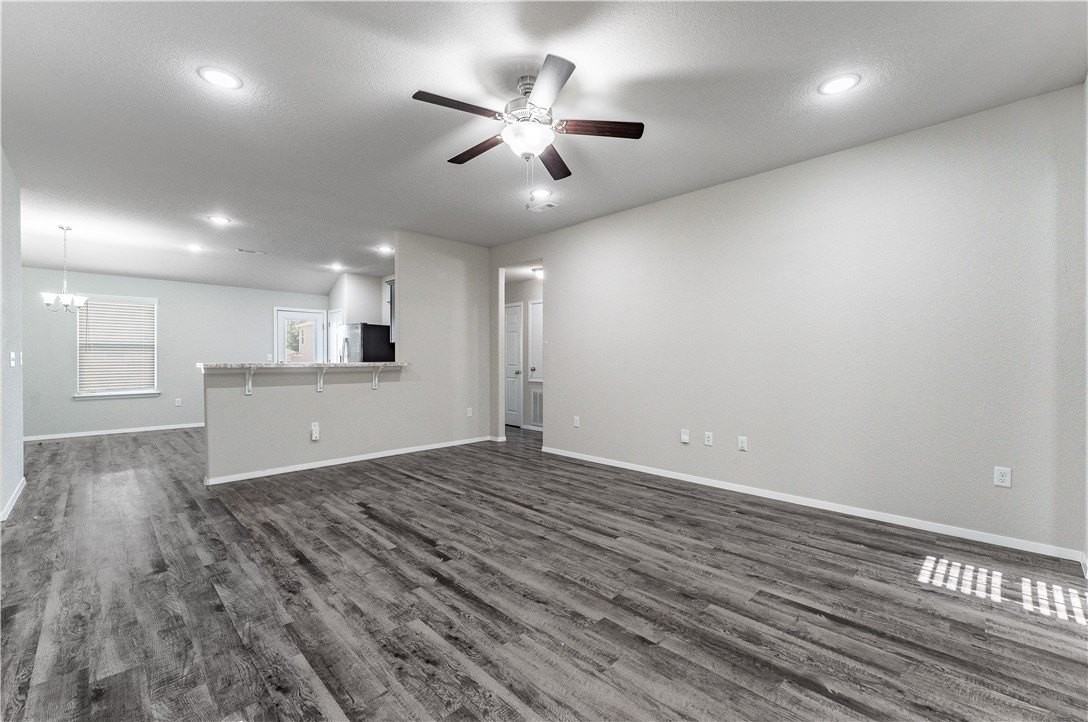 6805 Sw Whitmarsh Rd - Photo 2 of 32