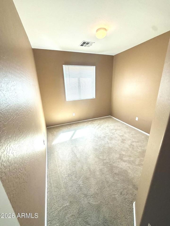 1318 S Sabino Dr - Photo 4 of 12