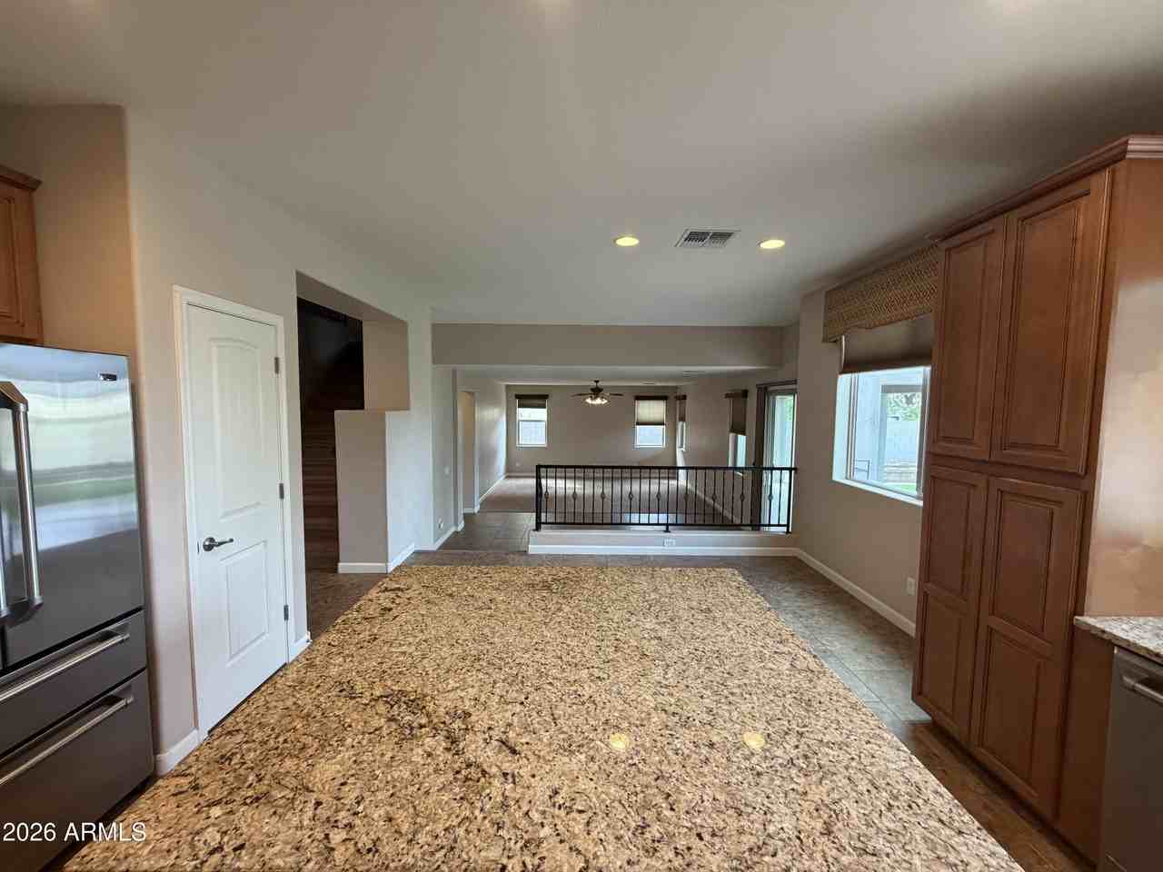 722 E Sipapu Dr - Photo 7 of 35