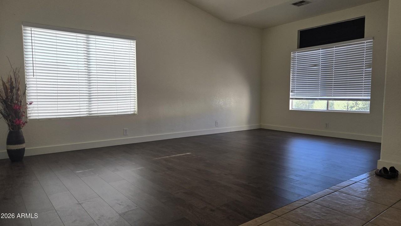 5153 W Wescott Dr - Photo 5 of 32