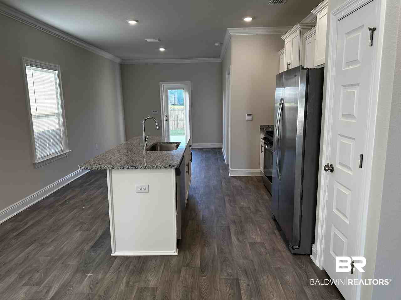 32236 Revere Dr - Photo 3 of 25