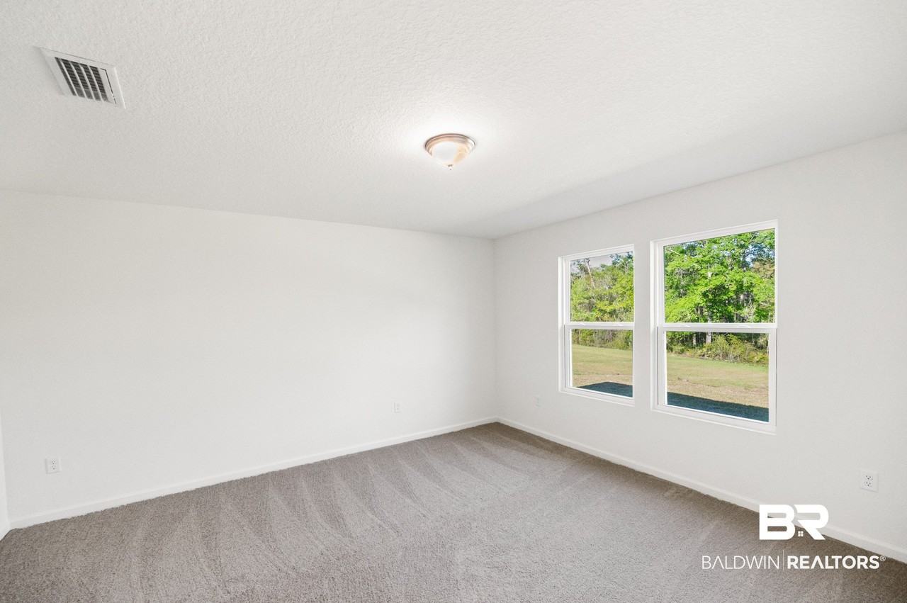 21750 Sutherland Cir - Photo 6 of 16