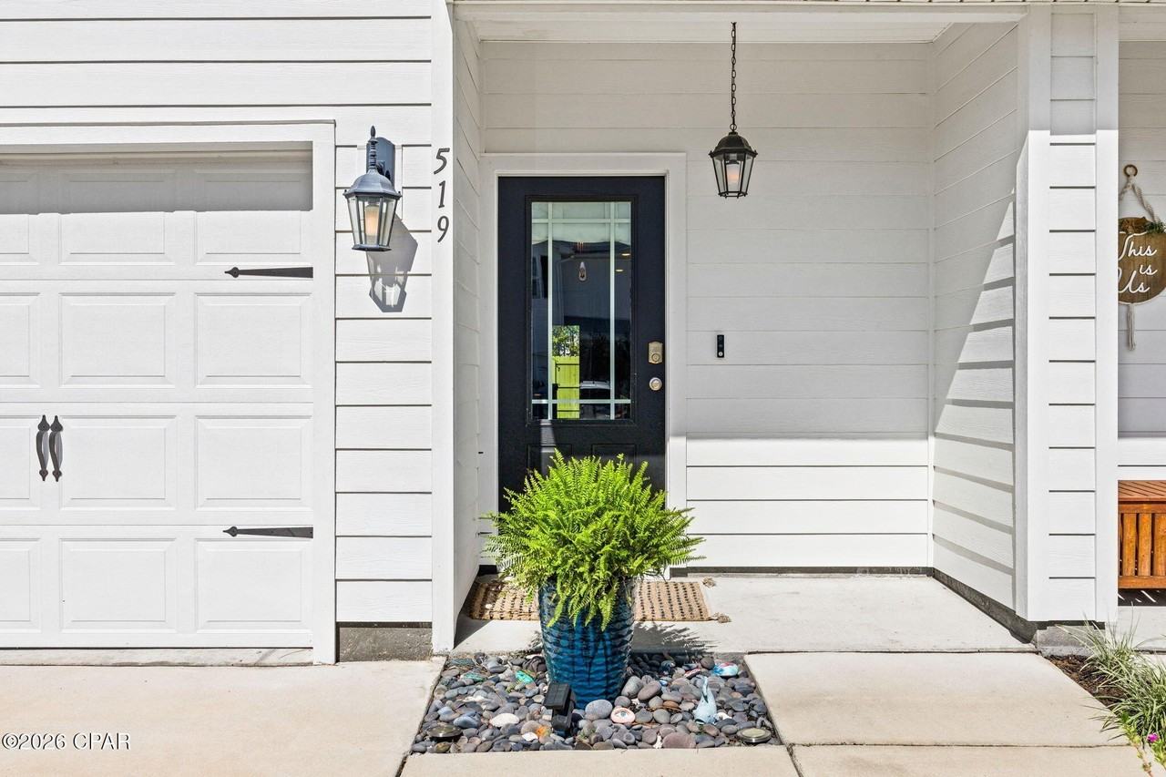 519 Melrose Way - Photo 4 of 34