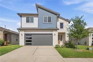 featured image of 916 Kickapoo Ln