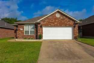 2619 Trophy Dr - Photo 1 of 1