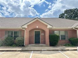 featured image of 1702 Deacon Dr #302
