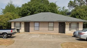 featured image of 701 San Saba Dr