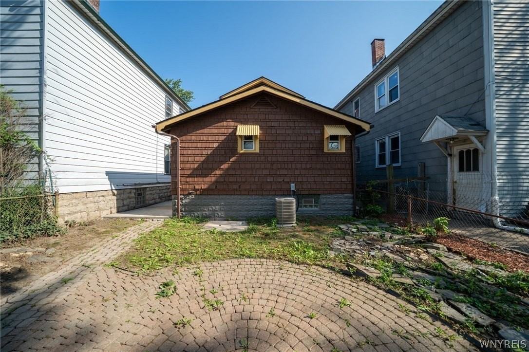 23 Aldrich Pl - Photo 6 of 39