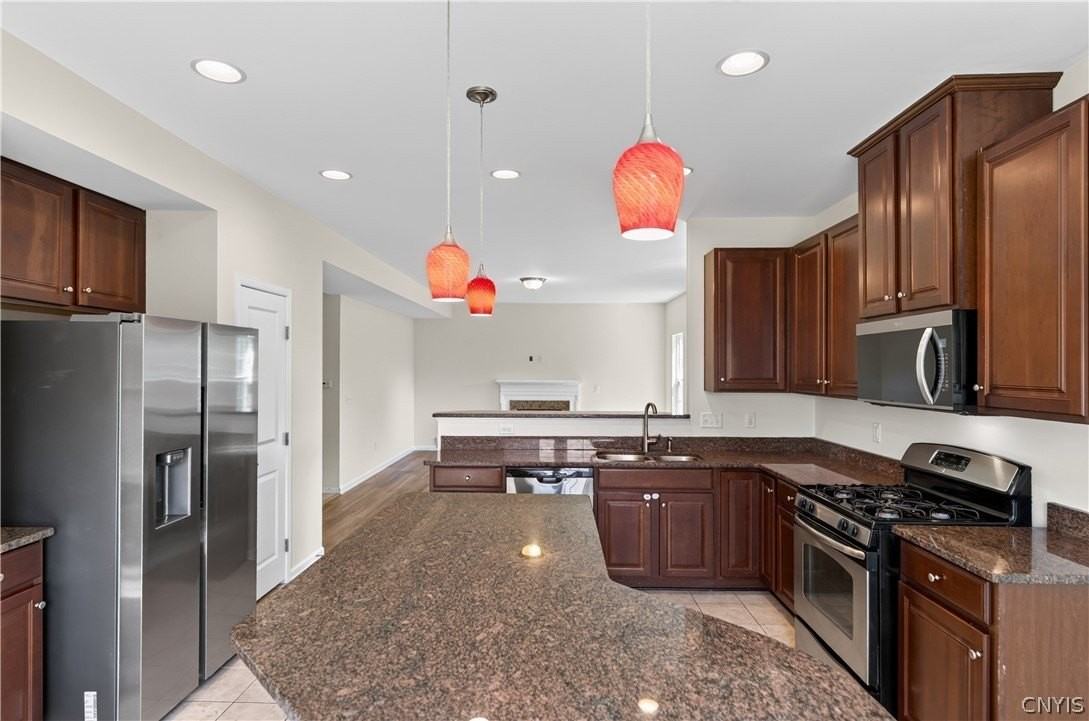 101 Rising Crest Cir - Photo 5 of 35