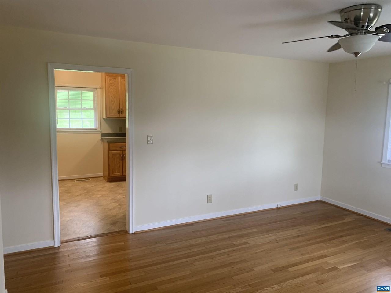 247 Jefferson St - Photo 2 of 14