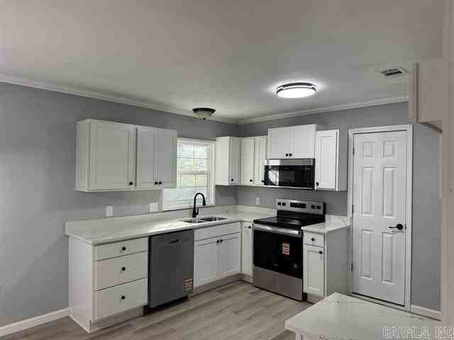 1001 Montclair St - Photo 5 of 20