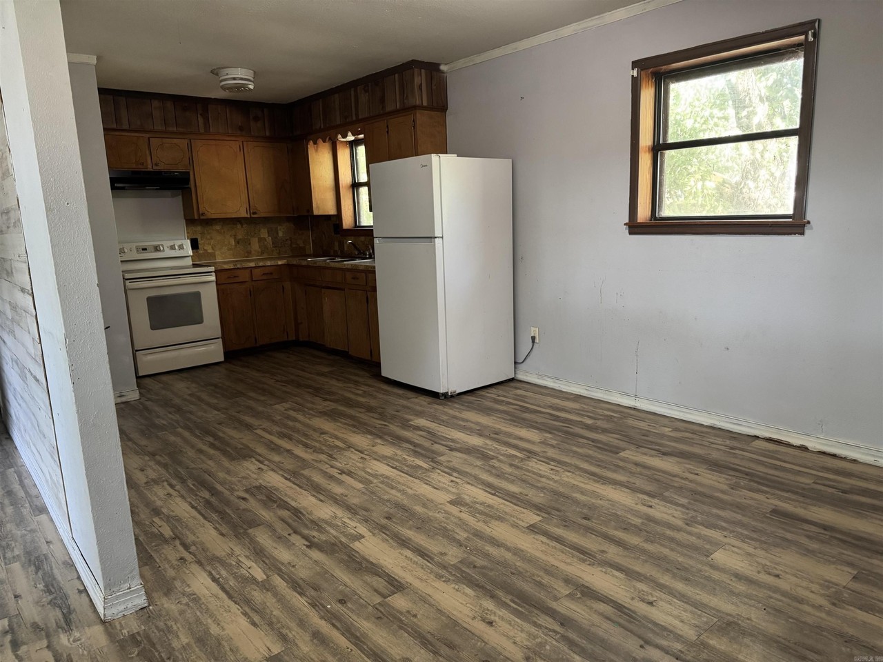 613 N 35th St - Photo 2 of 7