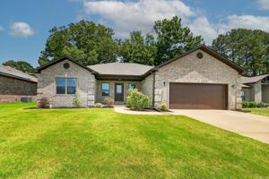 featured image of 24 Aberdeen Dr