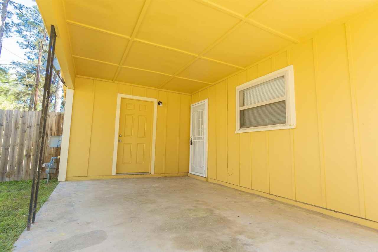 3616 Arapaho Trl - Photo 3 of 20