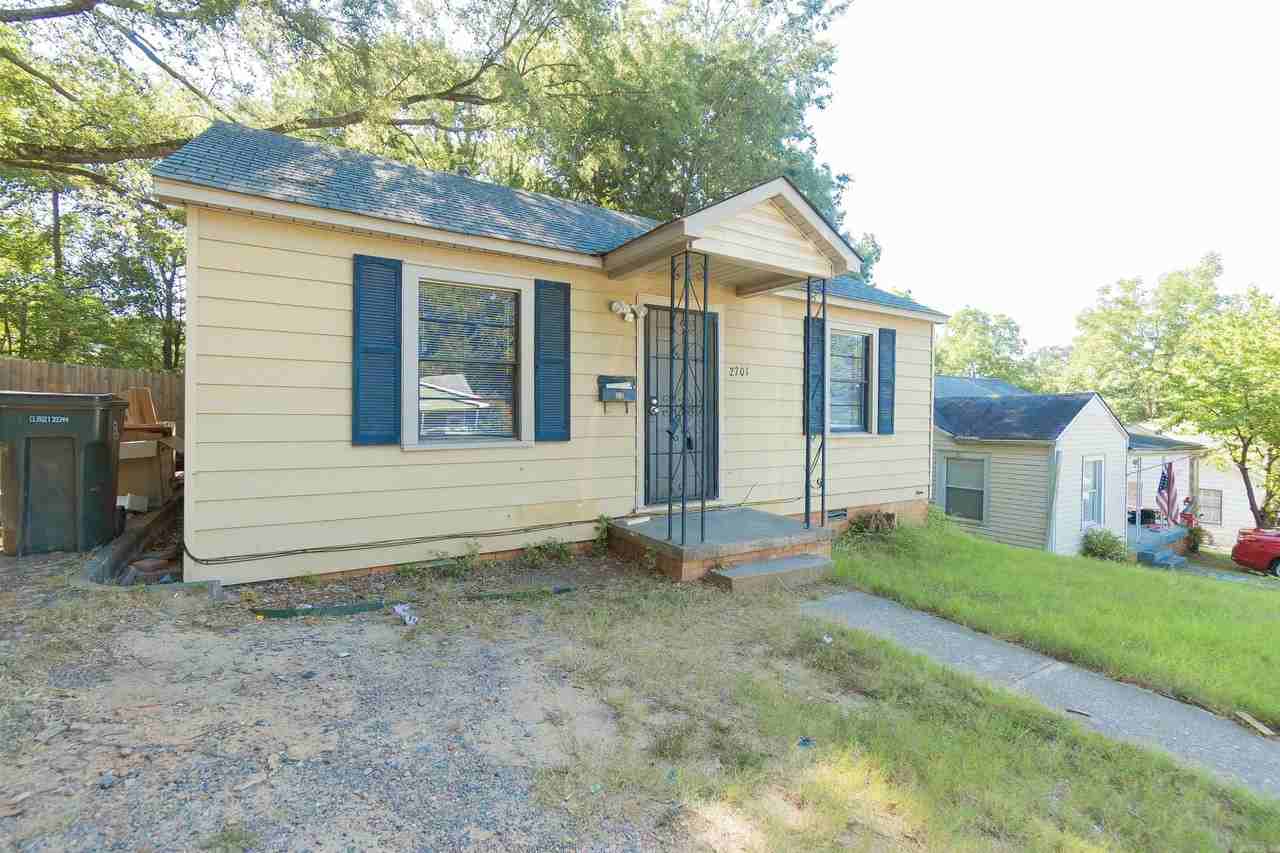 2701 Madison St - Photo 4 of 25