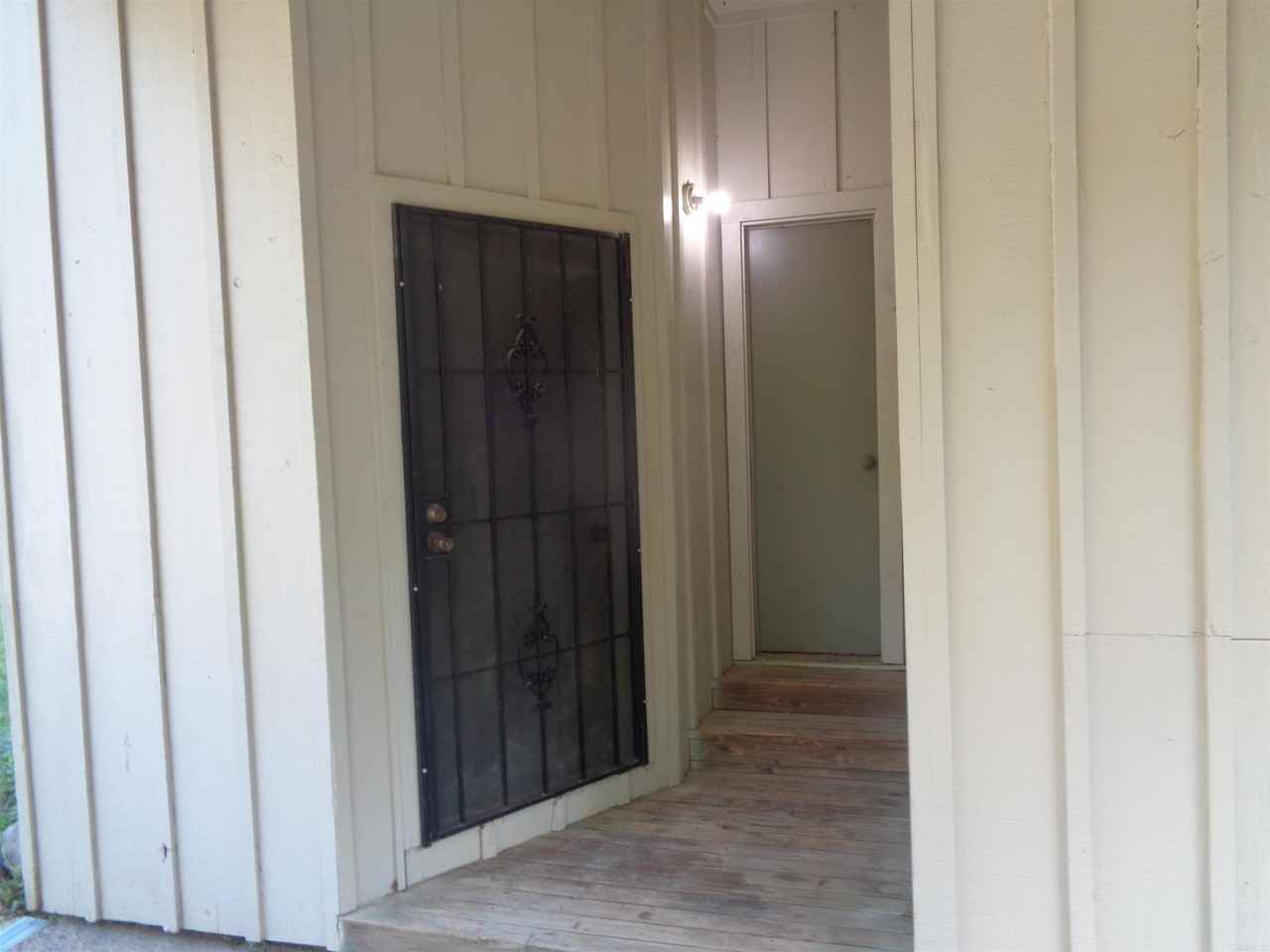 300 Atkins Rd - Photo 5 of 32