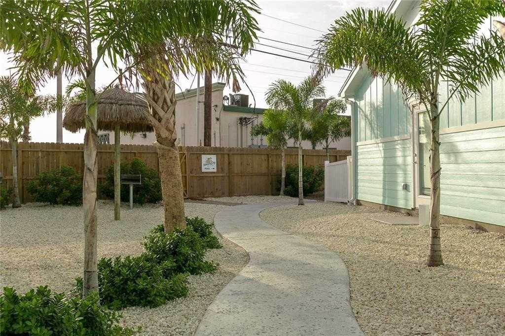 15108 Dory Dr - Photo 2 of 39