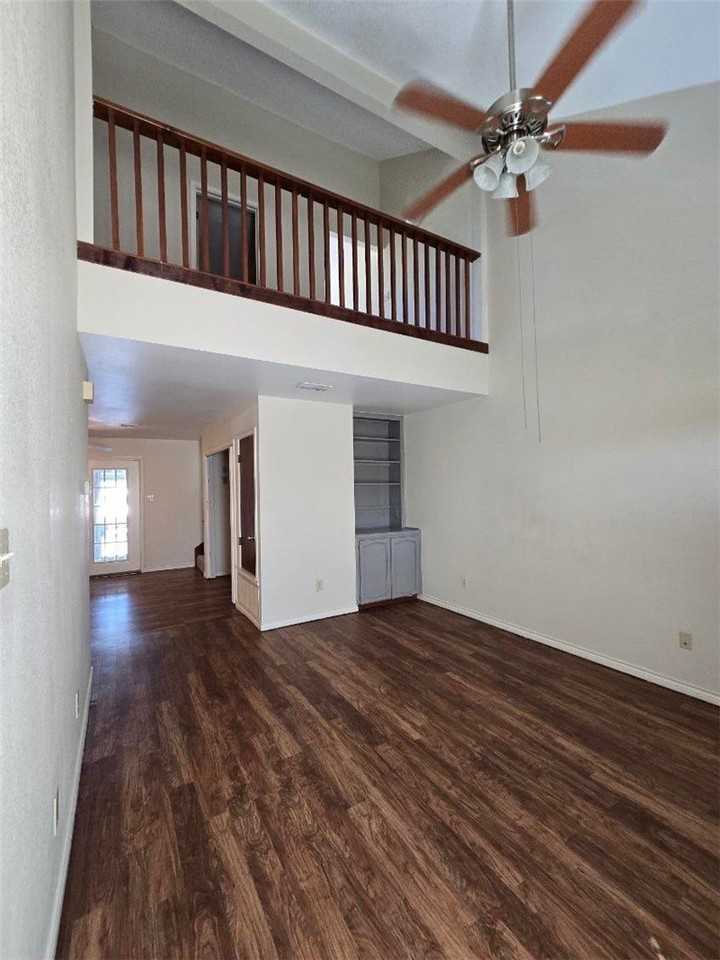 5166 Middlecoff Rd #B - Photo 2 of 48