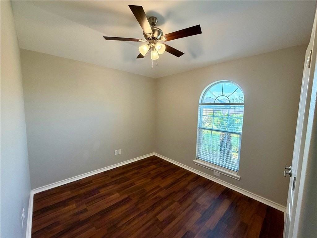 6622 Samba Dr - Photo 4 of 27