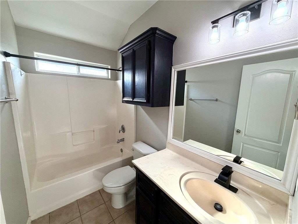 6622 Samba Dr - Photo 6 of 27