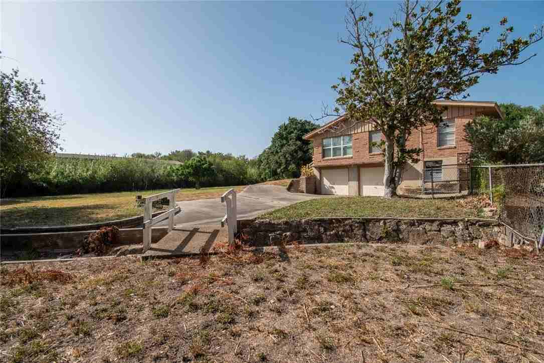 203 E Wildwood Dr - Photo 6 of 38