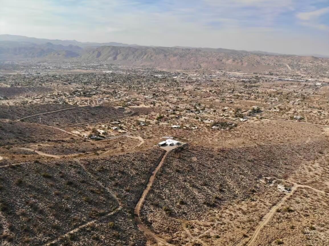 57710 Piute Trl - Photo 2 of 50