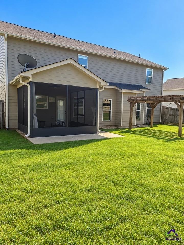 345 Cambrian Dr - Photo 2 of 4
