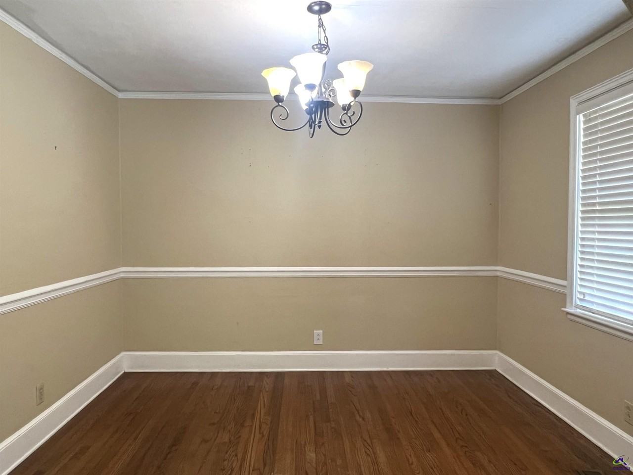611 Corbin Ave - Photo 5 of 23