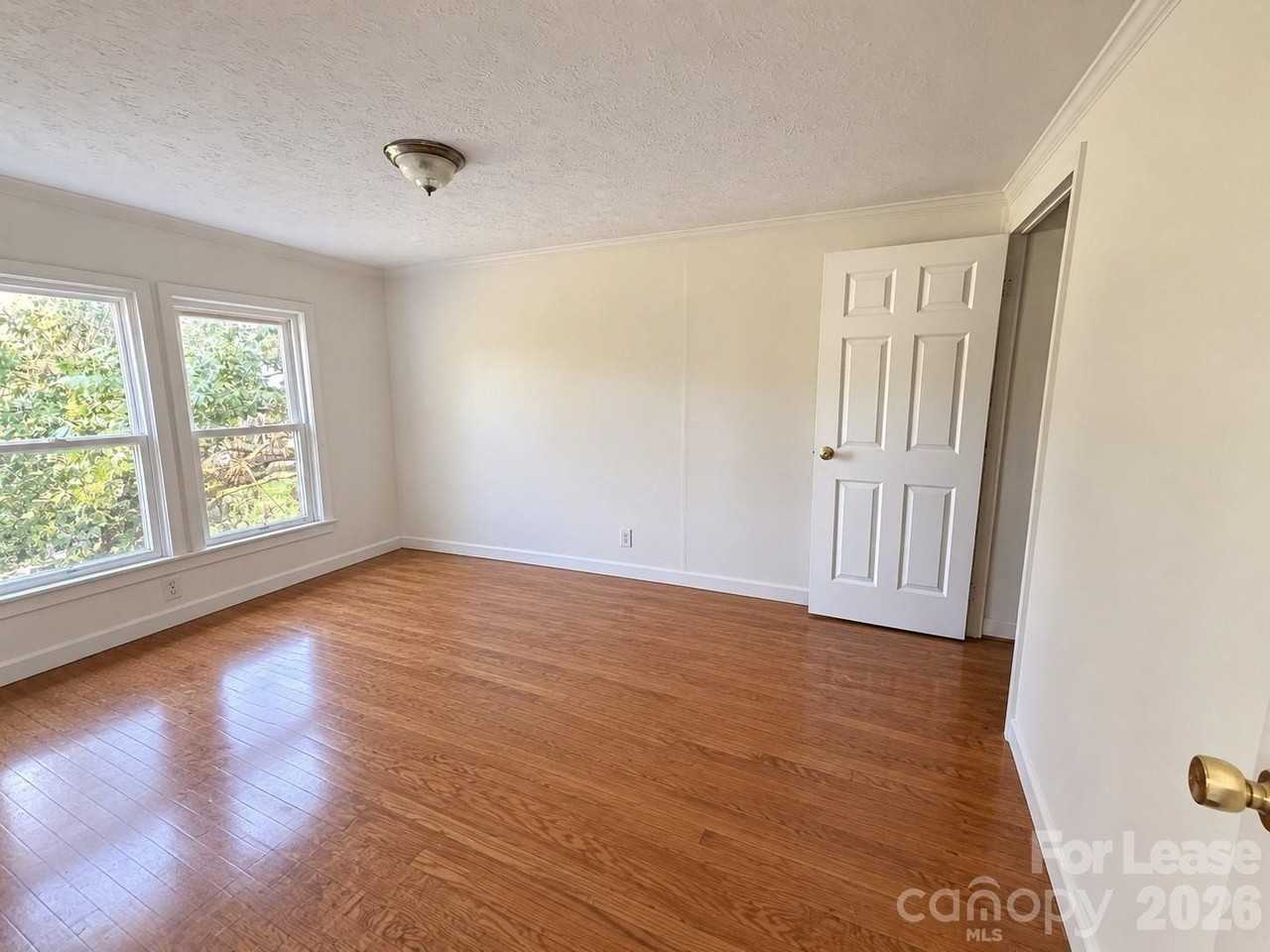 1330 Mecklenburg Hwy - Photo 7 of 9