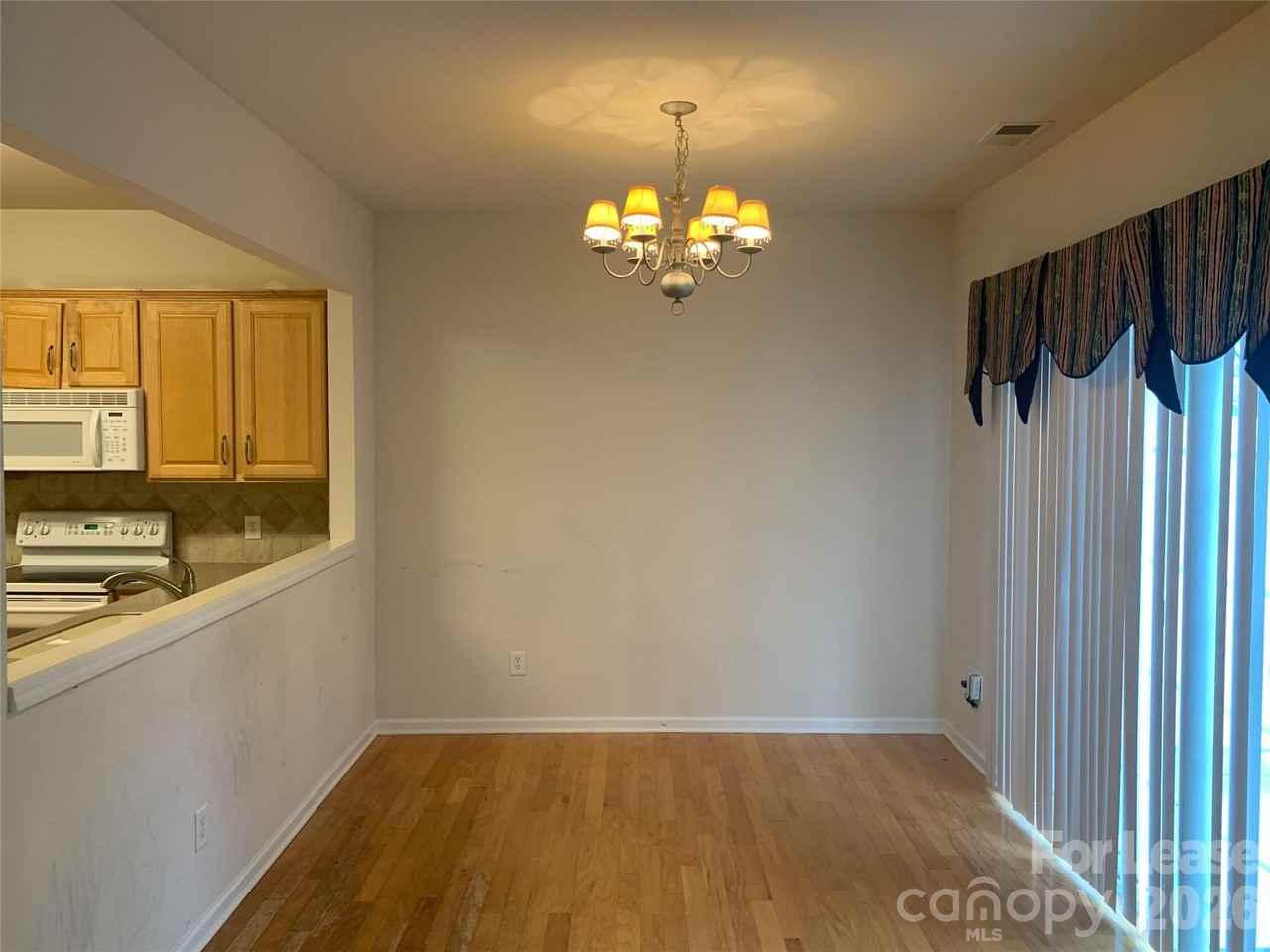 9043 Mcalwaine Preserve Ave - Photo 7 of 21