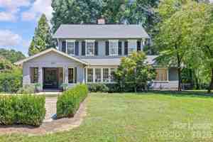 featured image of 2025 Sharon Rd