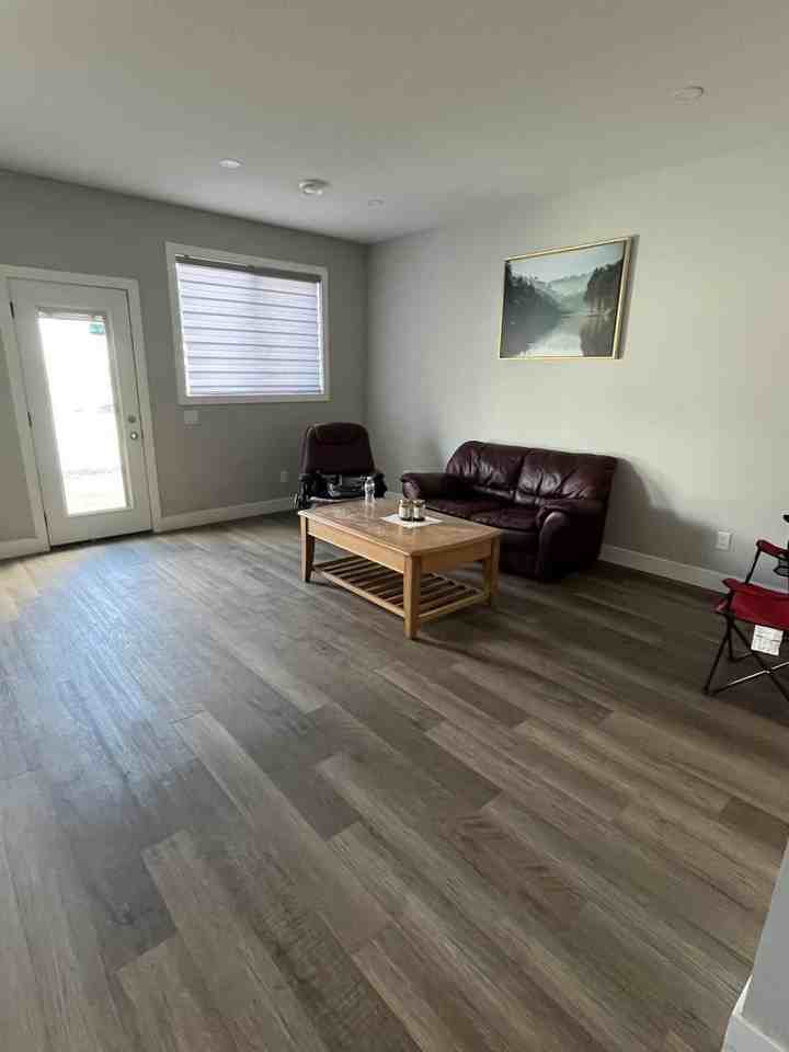 3021 Green Stone Rd - Photo 4 of 10
