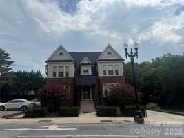 featured image of 49 Corban Ave Sw #10
