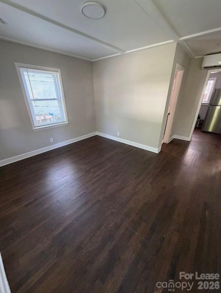 1900 Welch Pl #1 - Photo 3 of 8