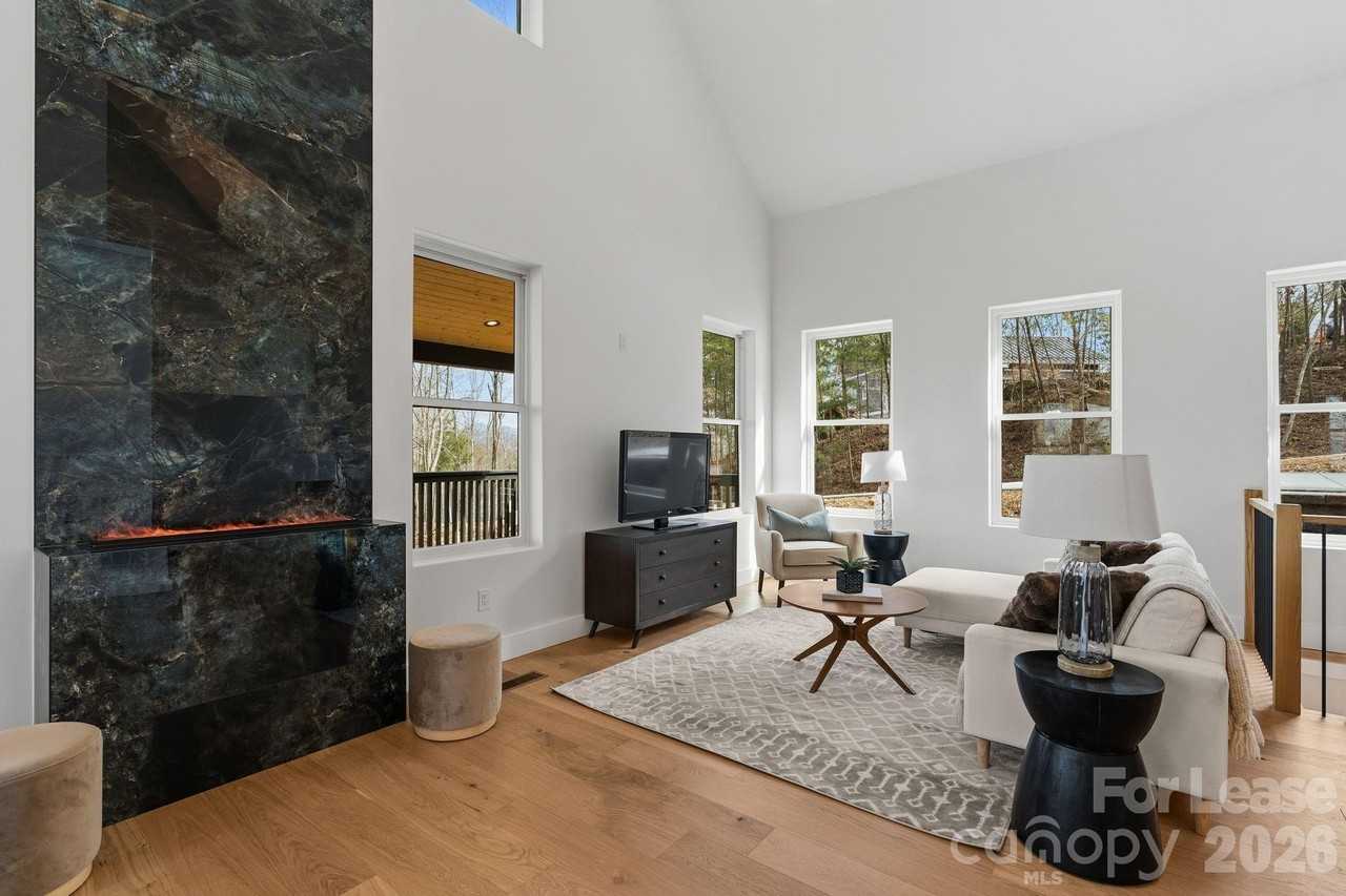 55 Timber Moss Dr - Photo 5 of 40
