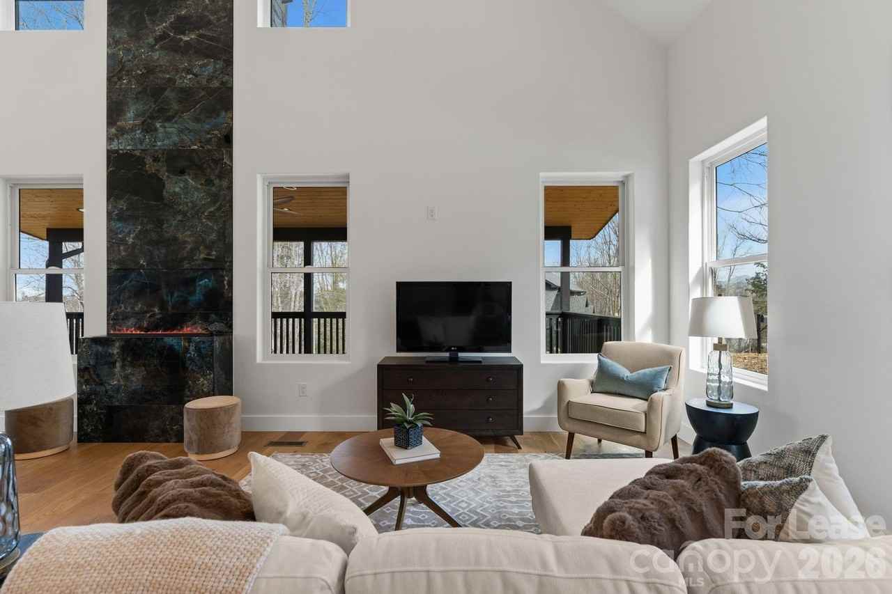 55 Timber Moss Dr - Photo 7 of 40