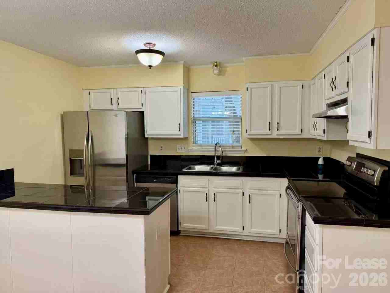 8288 Golf Ridge Dr - Photo 5 of 19