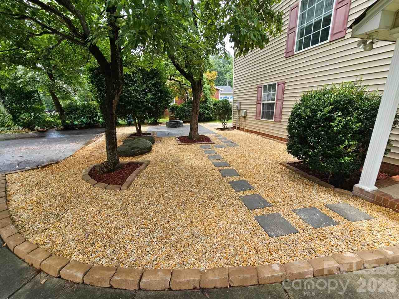 4653 Perkins Rd - Photo 2 of 16