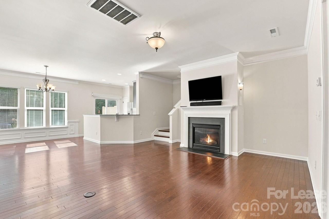 4148 Park South Station Blvd - Photo 6 of 43