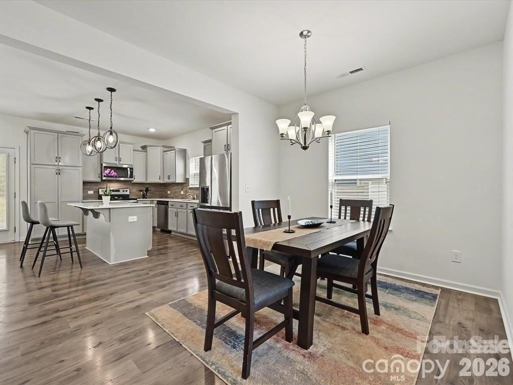 5125 Arbordale Way - Photo 4 of 22