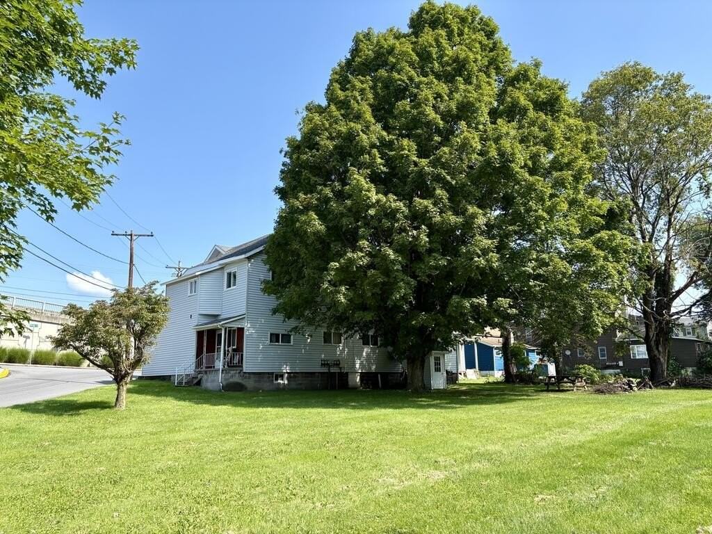 333 Bridge St #6 - Photo 2 of 14