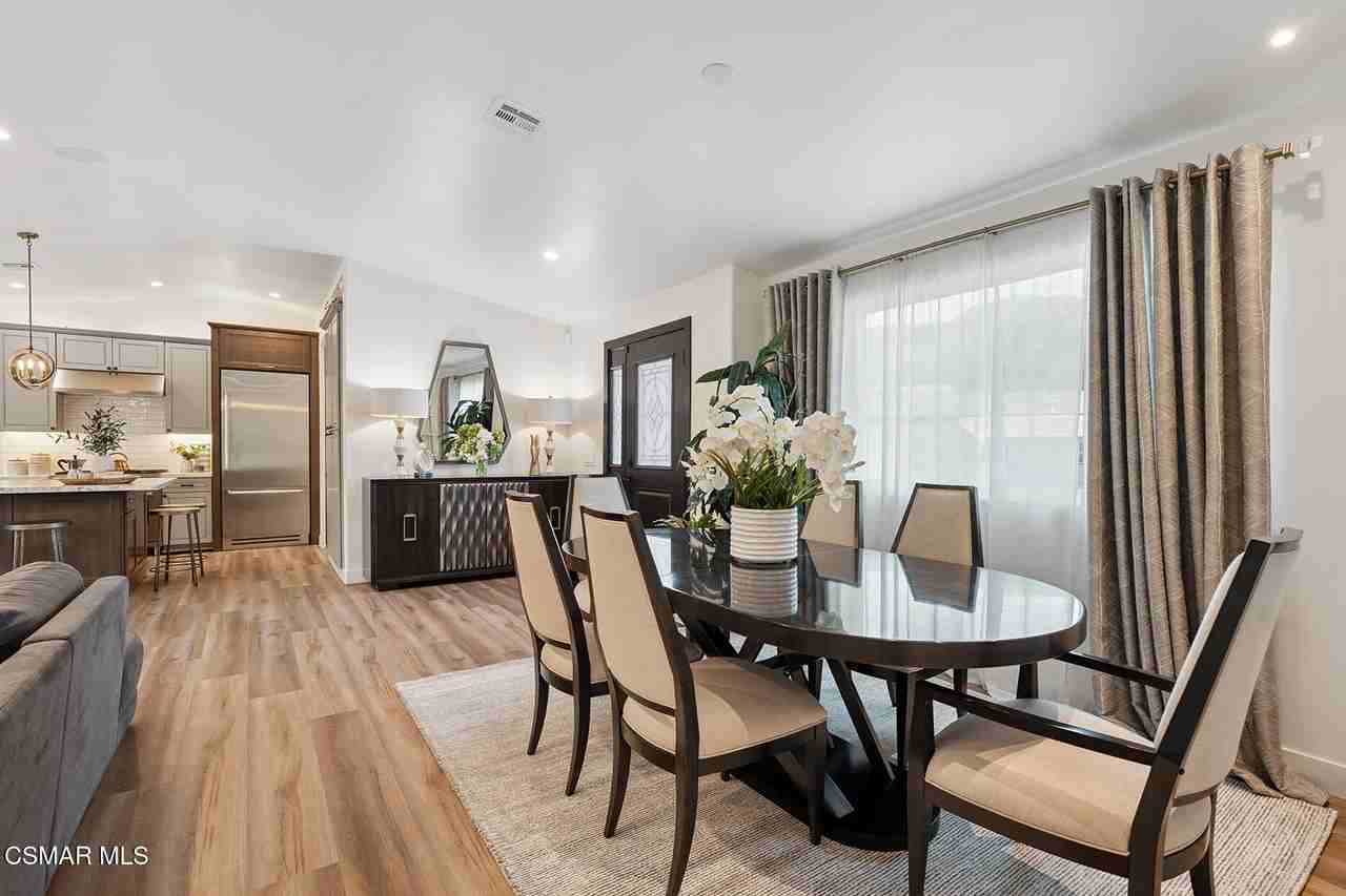 17 Sherwood Dr - Photo 5 of 50