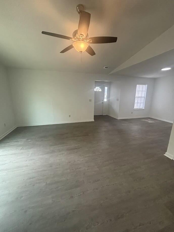 404 Erskine St #B - Photo 6 of 22
