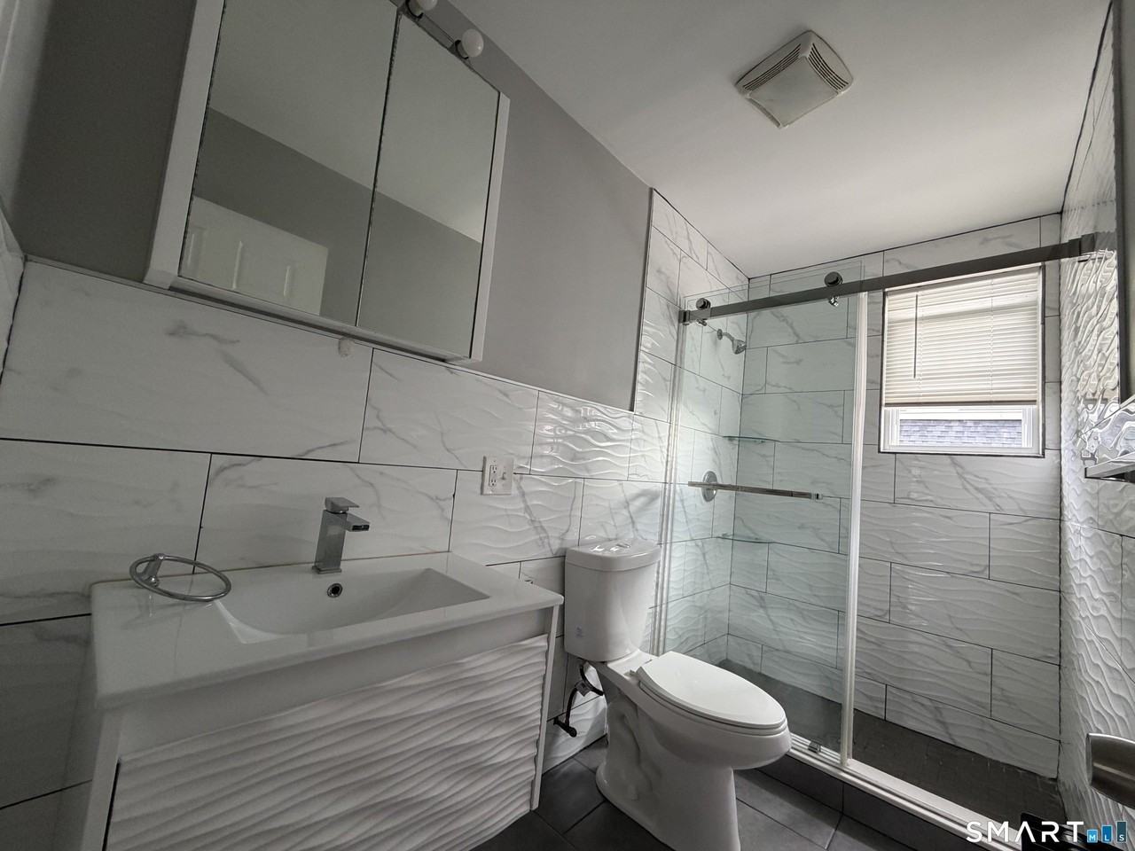 1856 Boston Ave - Photo 5 of 11