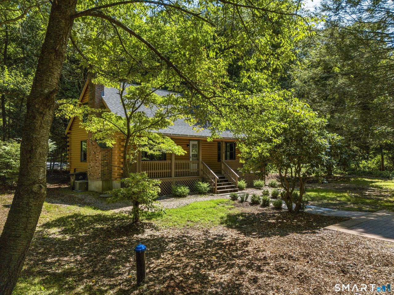 176 Lake Dr E - Photo 2 of 21