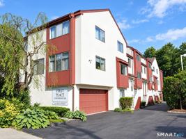 featured image of 15 1st St #4