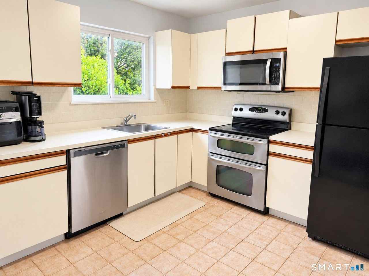 15 1st St #4 - Photo 4 of 12